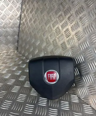 Fiat Freemont Steering wheel airbag P1TP76DX9AE THSSL0052W0255 4EJ2133K