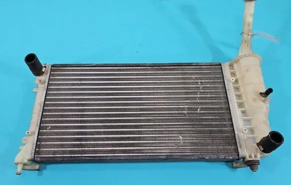 Coolant radiator