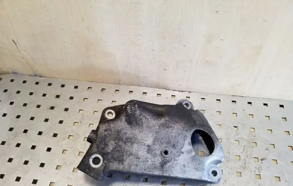 BMW 5 F10 F11 Engine mounting bracket 22116781241 19664510