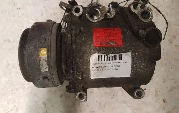 Mitsubishi Pajero Sport I Air conditioning (A/C) compressor (pump) MR360532 3173952