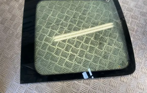 Volkswagen Caddy Rear side window E000231 43R001583