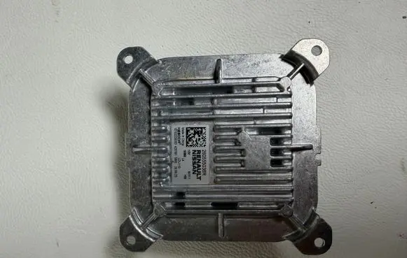 Renault Austral Headlight ballast module Xenon 