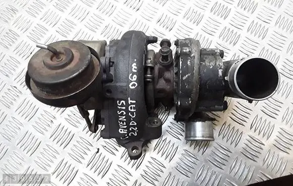 Toyota Avensis T250 Turbo 172010R021