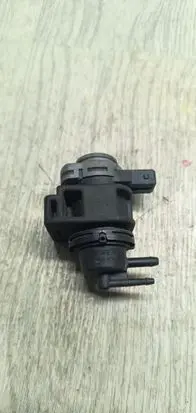 Nissan Qashqai Turbo solenoid valve 8200575400