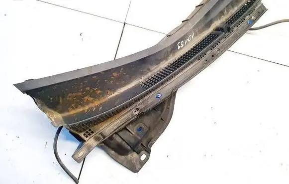 Mazda CX-7 Wiper trim eg21507r1 k2443