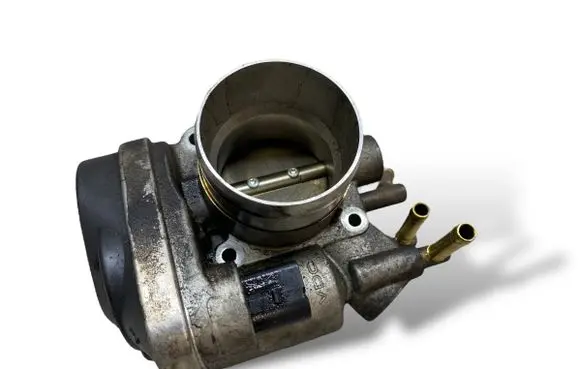 Volkswagen New Beetle Throttle valve 06A133062AB A2C53042125 05142
