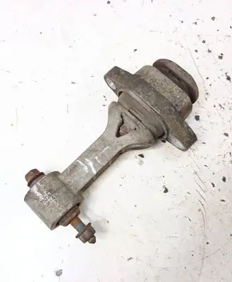 KIA Rio Engine mount bracket