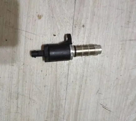 Opel Corsa F Camshaft vanos timing valve 9832156780 13180001 TJ29043101