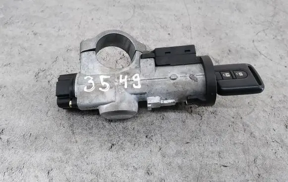 Nissan Almera Tino Ignition lock