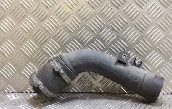 Renault Megane I Intercooler hose/pipe 7700870752
