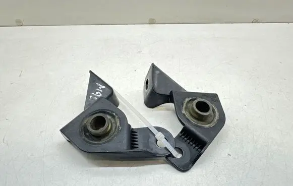 Chevrolet Malibu Radiator support slam panel bracket 22982959 22982958