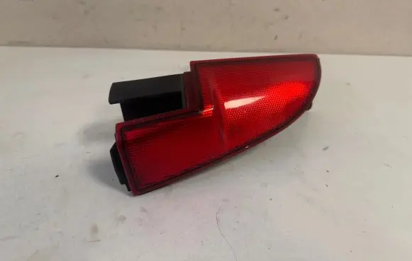 Rear tail light reflector