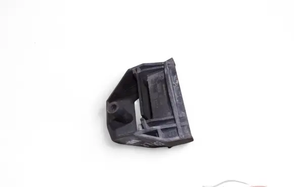 BMW 5 E39 Radiator mount bracket 1737706 17111737706