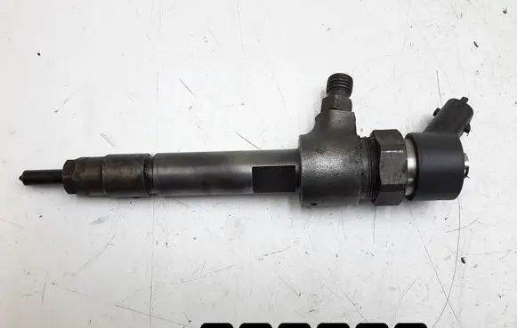 Alfa Romeo 156 Fuel injector 0445110002
