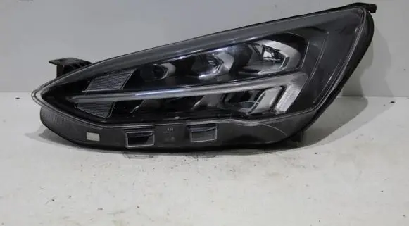 Ford Focus Headlight/headlamp JX7B13E015CF