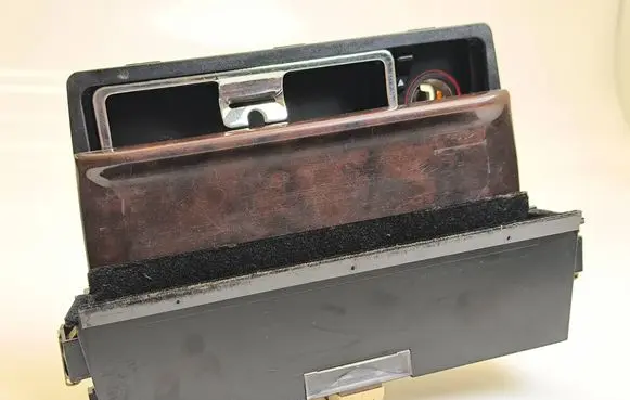 Audi A8 S8 D2 4D Car ashtray 4D0857951