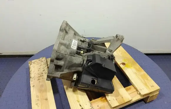 Ford Focus C-MAX Manual 6 speed gearbox 3M5R7002ND