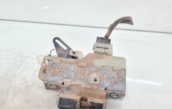 Volvo XC70 Tailgate/trunk/boot lock/catch/latch 30753829 7546251 99906662