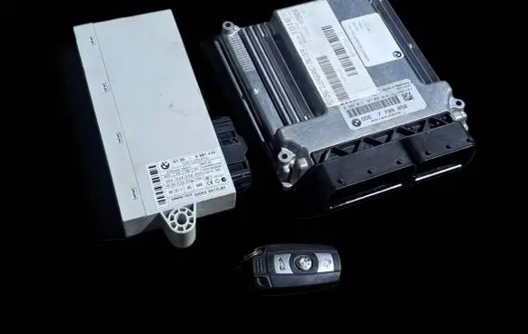 BMW 3 E90 E91 Engine ECU kit and lock set 7799856 6981416