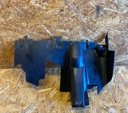 Mercedes-Benz E W124 Dashboard lower bottom trim panel 1246802317