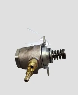 Volkswagen Golf V Fuel injection high pressure pump 8430004