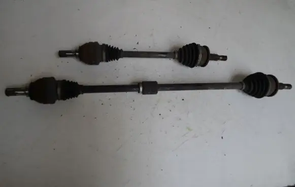 Opel Astra J Parcel shelf 