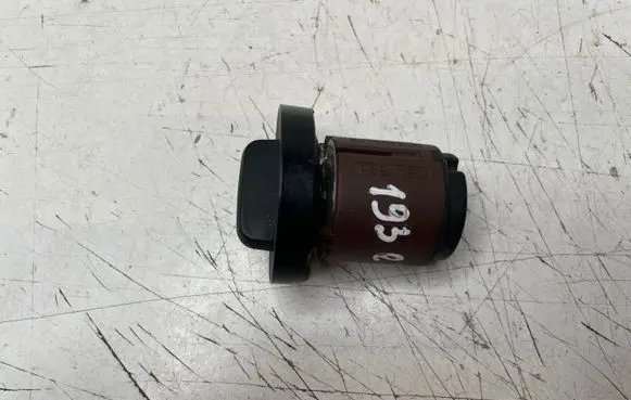 BMW 7 E38 Fog light switch 8383684