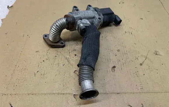 Opel Signum EGR valve 50024005 10T312