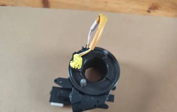 Mazda 3 II Airbag slip ring squib (SRS ring) J41K9N0783