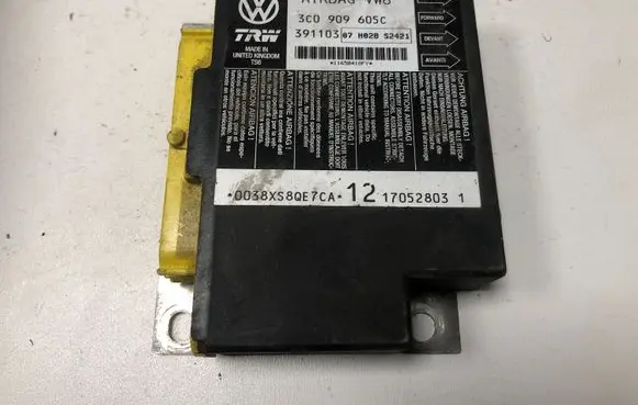 Volkswagen PASSAT B6 Airbag control unit/module 3C0909605C