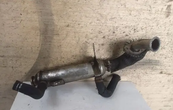 Opel Zafira B EGR valve cooler 55203716