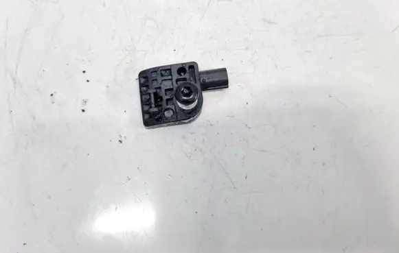 Tesla Model S Airbag deployment crash/impact sensor 100527400B 1005274-00-B