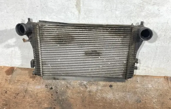 Volkswagen PASSAT B6 Intercooler radiator