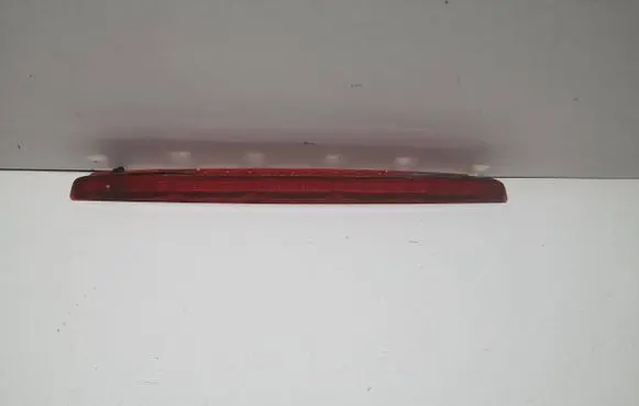 Skoda Rapid (NH) Third/center stoplight E924099 24099 S302
