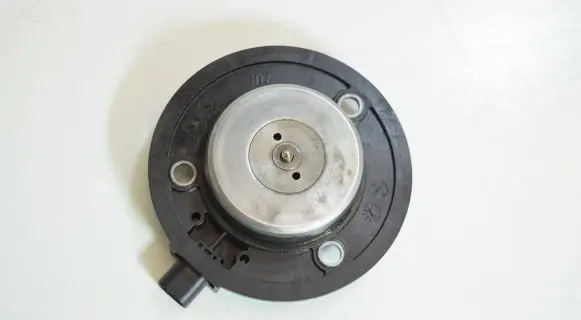 Audi A6 S6 C8 4K Camshaft pulley/ VANOS 06L109259D