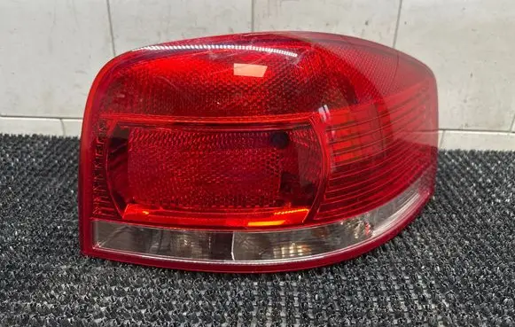 Rear/tail lights