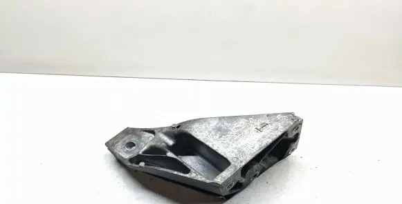 BMW X5 E70 Engine mounting bracket 6772680 22116772680