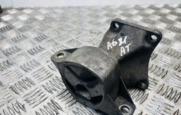Audi A6 S6 C5 4B Gearbox mounting bracket 4B0399113D