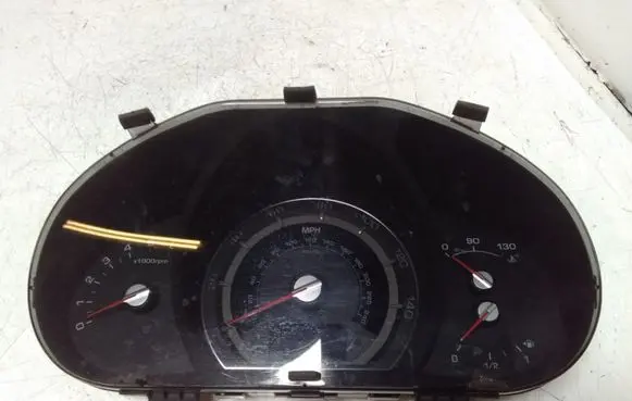 KIA Sportage Speedometer (instrument cluster) 940013U195