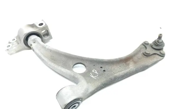 Audi Q3 8U Front lower control arm/wishbone 3C0407151H