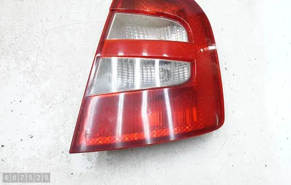 Skoda Fabia Mk1 (6Y) Rear/tail lights 6y6945096b