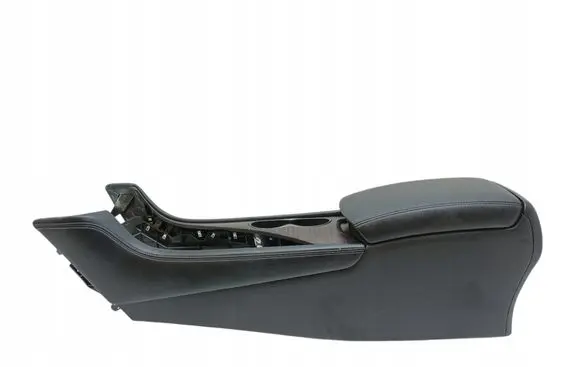 Infiniti Q50 Center console 