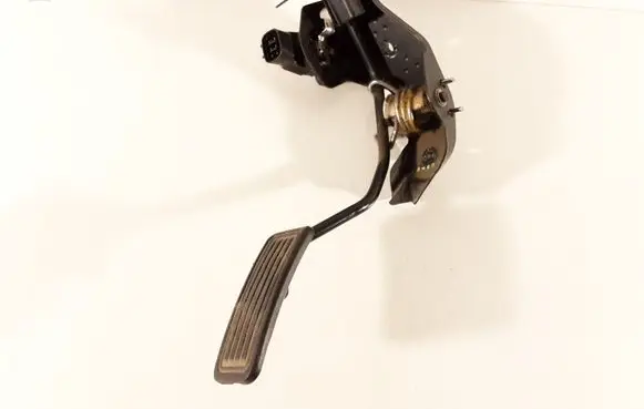 Toyota Corolla Verso AR10 Accelerator throttle pedal 8928152021 1983003041