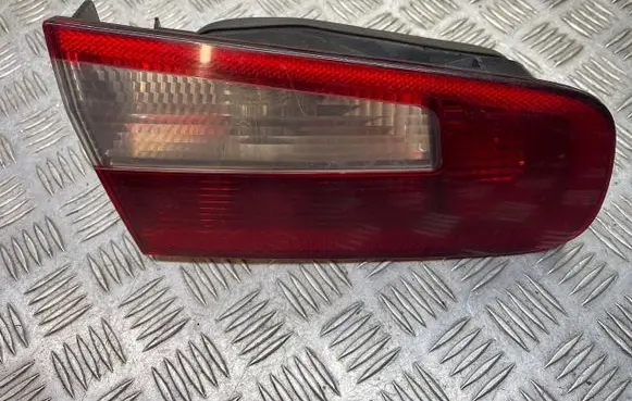 Renault Laguna I Rear/tail lights 8200002475