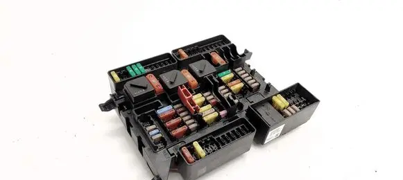 BMW 2 F45 Fuse module 9270356