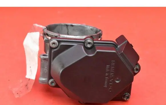 Skoda Octavia Mk2 (1Z) Throttle body valve 03G128063A