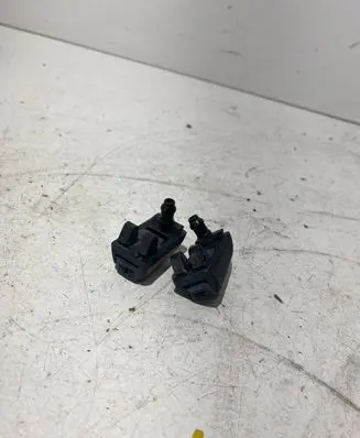 Skoda Octavia Mk2 (1Z) Windshield washer spray nozzle 1Z0955985