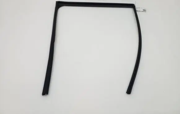 Toyota Avensis T270 Other rear door trim element 6815205100