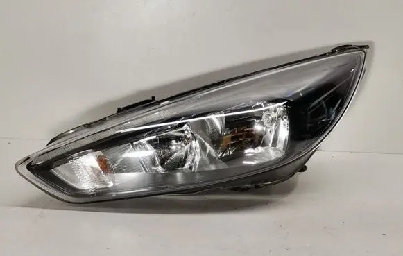 Ford Focus Headlight/headlamp