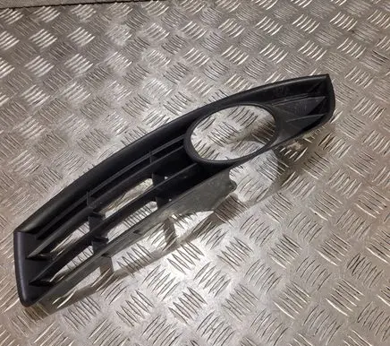 Volkswagen PASSAT B6 Front bumper lower grill 3C0853665A